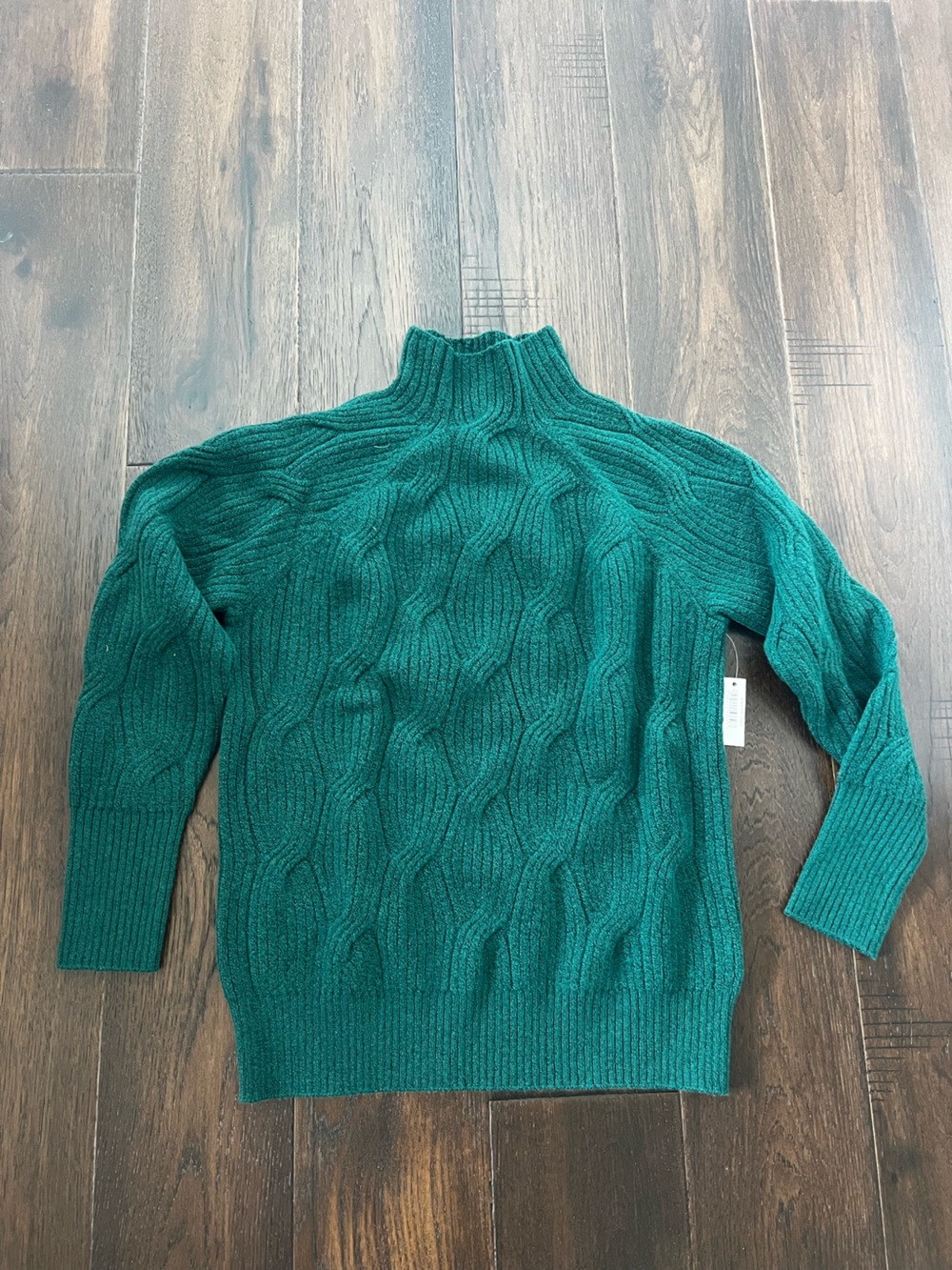 Soft touch funnel neck cable dark green Sweater